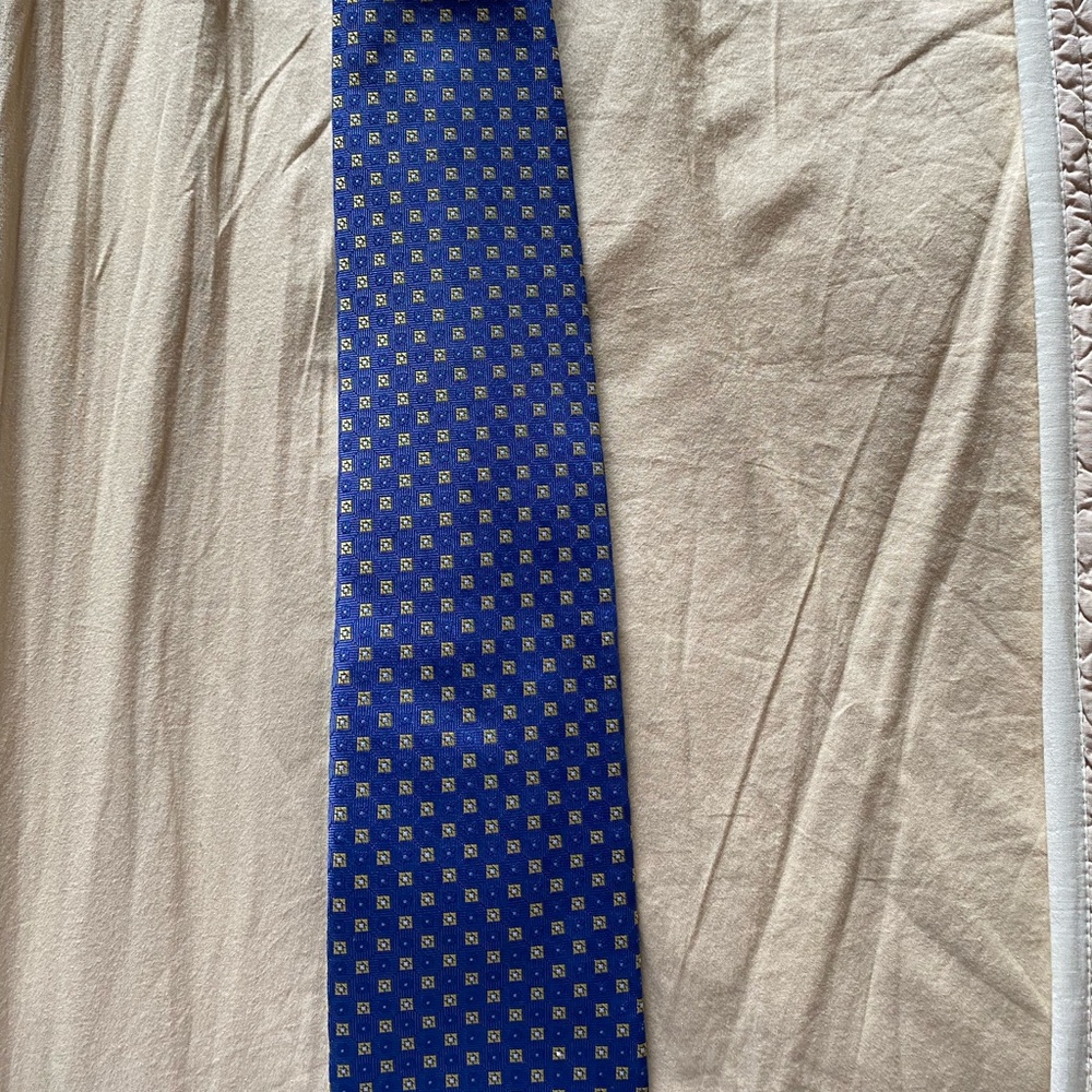 Mens Brooks Brothers premium neck wear